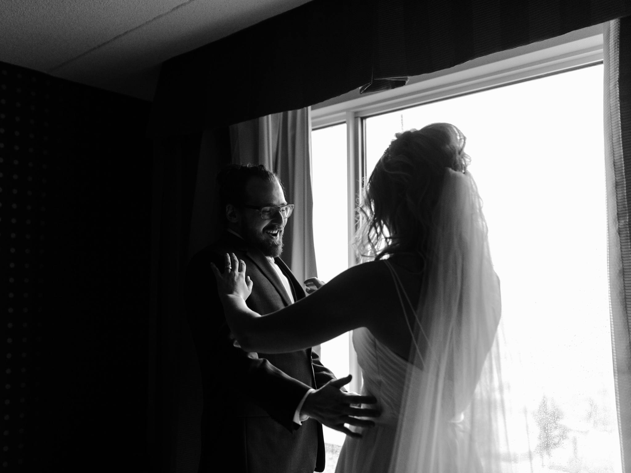 skyloft-wedding-toronto-wedding-photographer-10.jpg