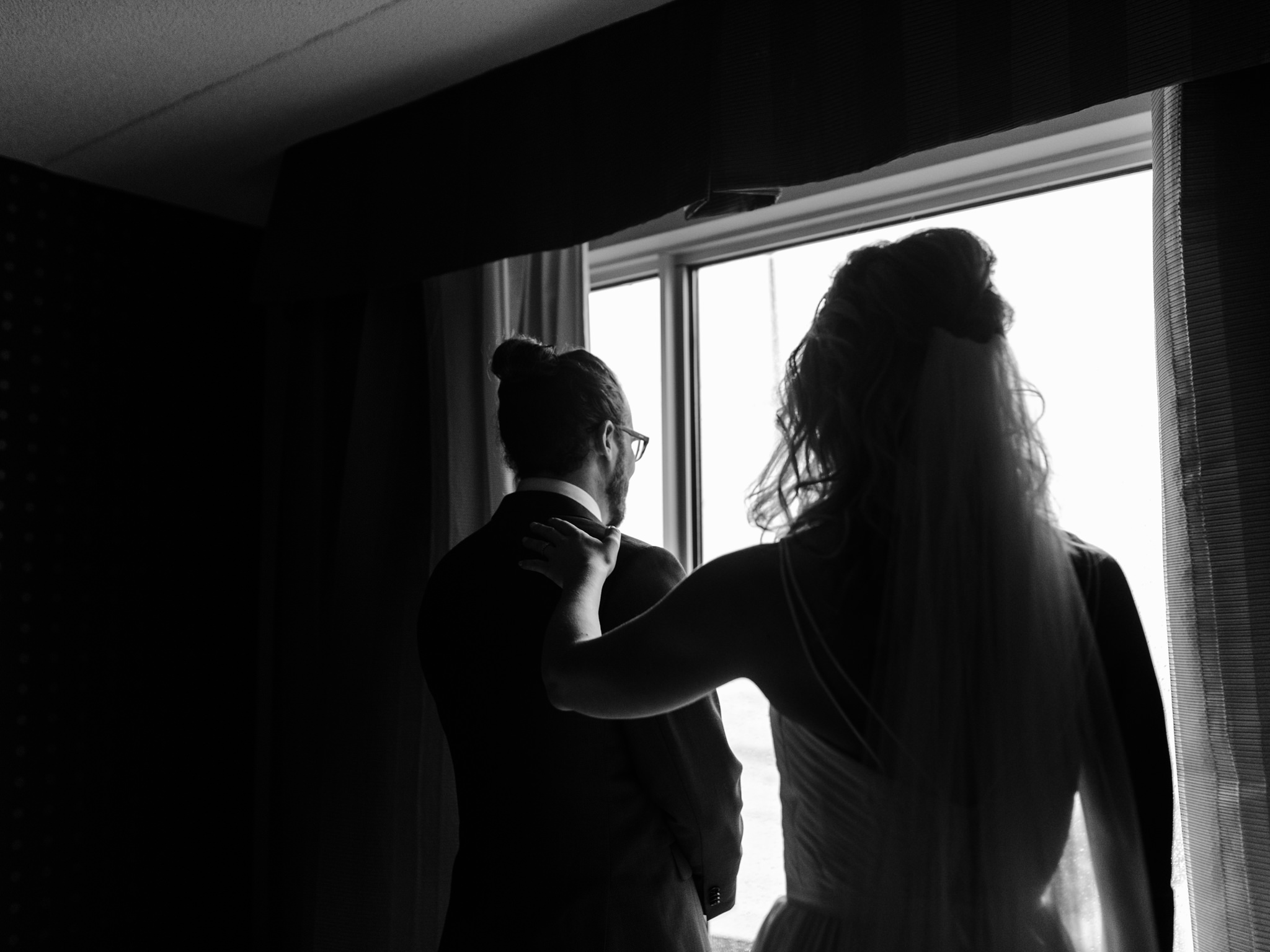 skyloft-wedding-toronto-wedding-photographer-9.jpg