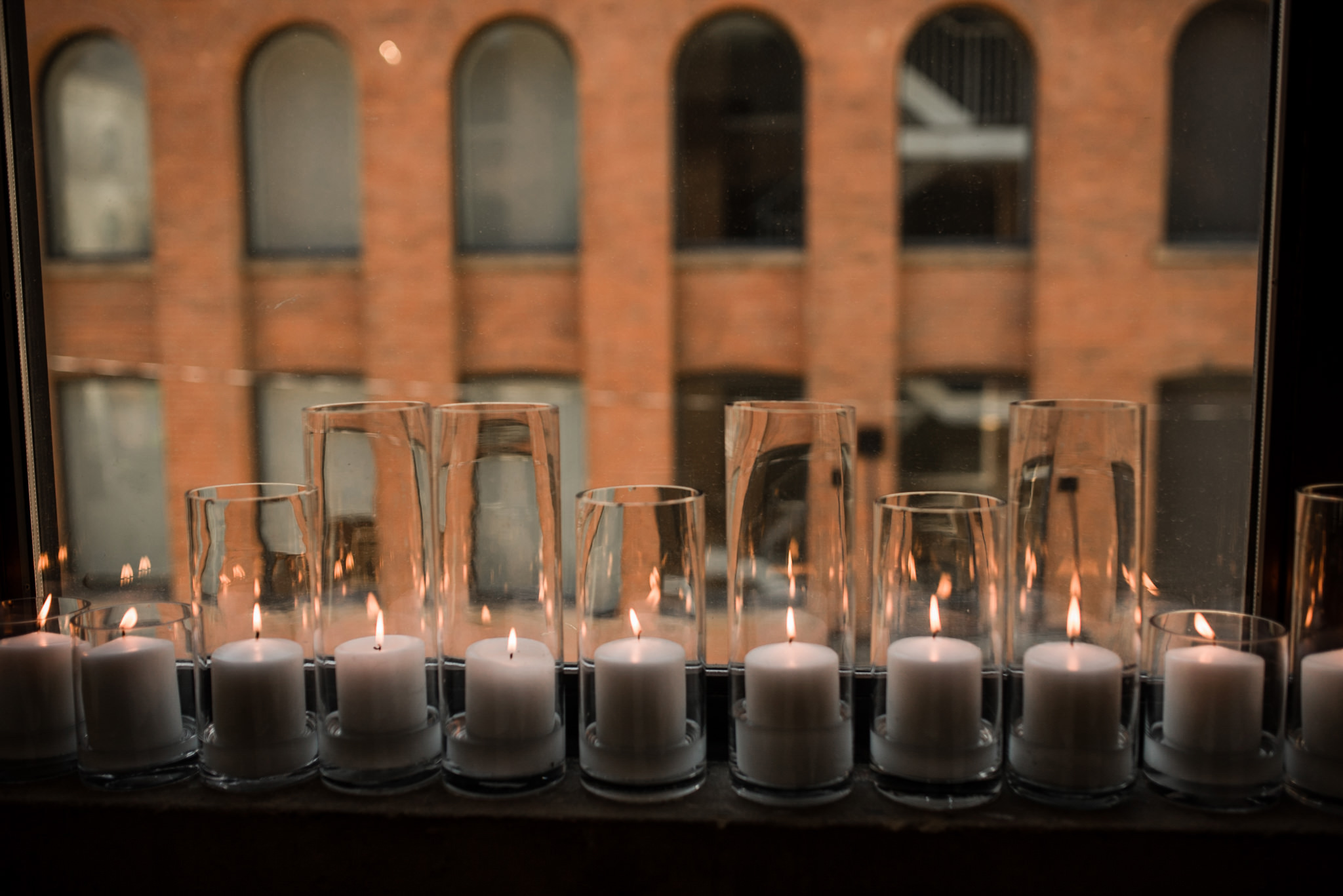 114-candles-decor-toronto-wedding-romantic-industrial.jpg