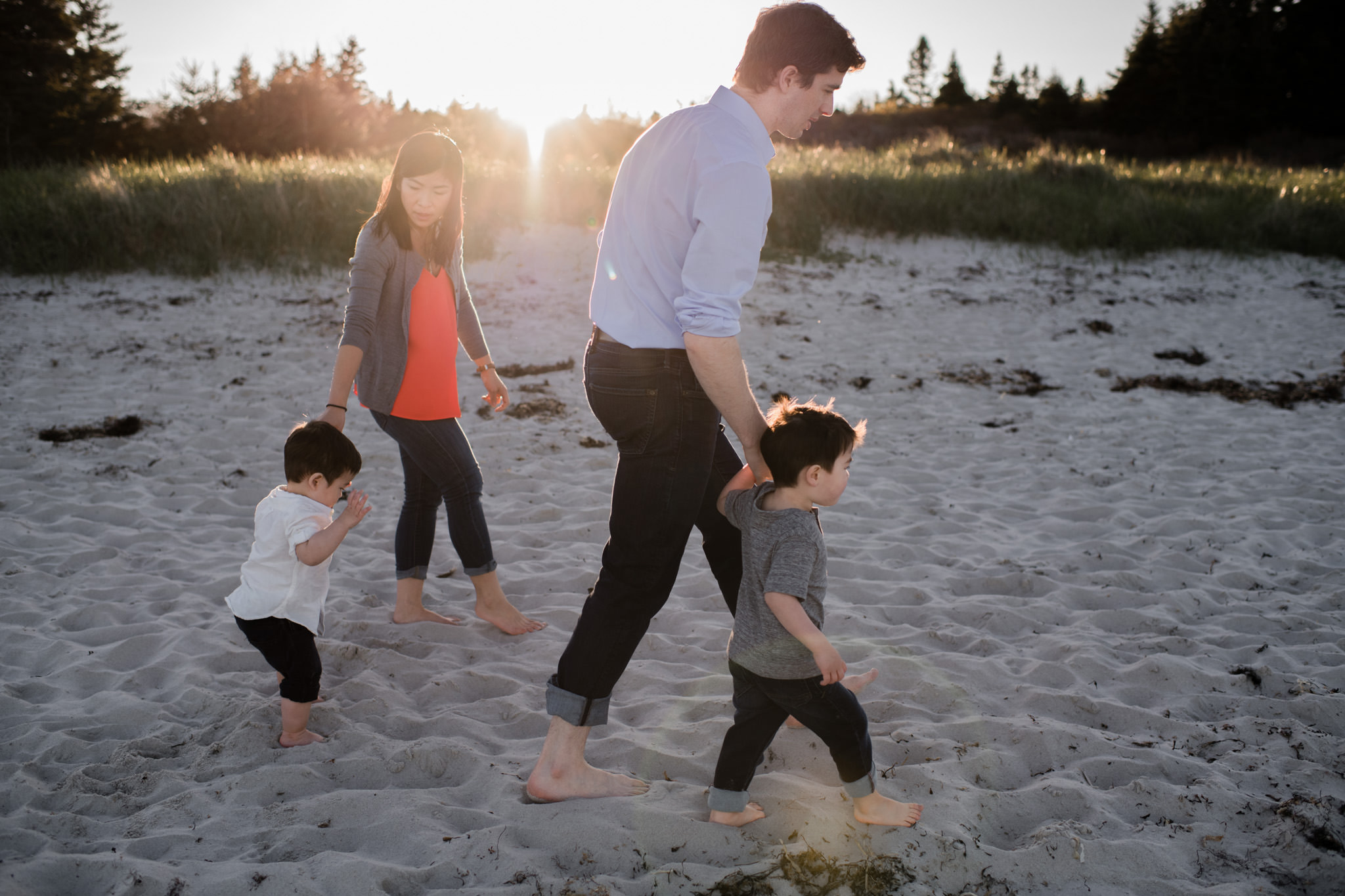 116-family-session-on-beach-at-sunset-in-halifax-toronto-photographer.jpg