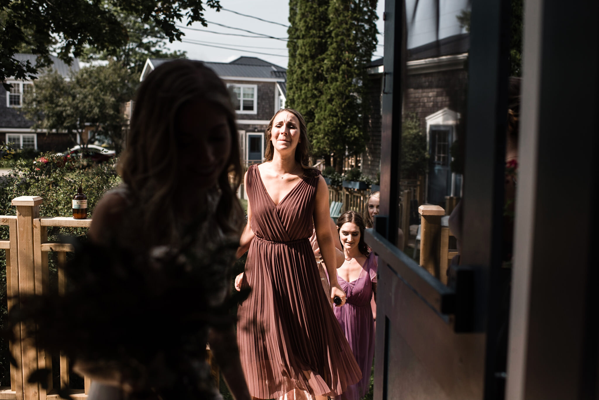238-brides-maids-first-look-wedding-st-andrews-by-the-sea-toronto-photography.jpg